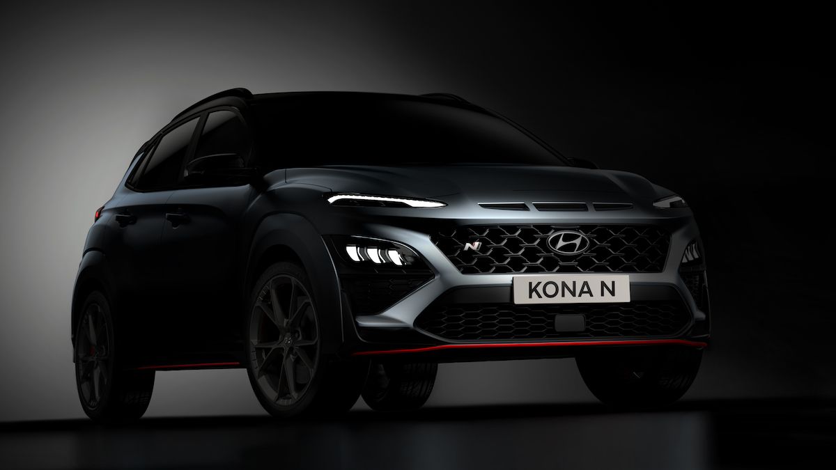 Ostrý crossover Hyundai Kona N shazuje maskování